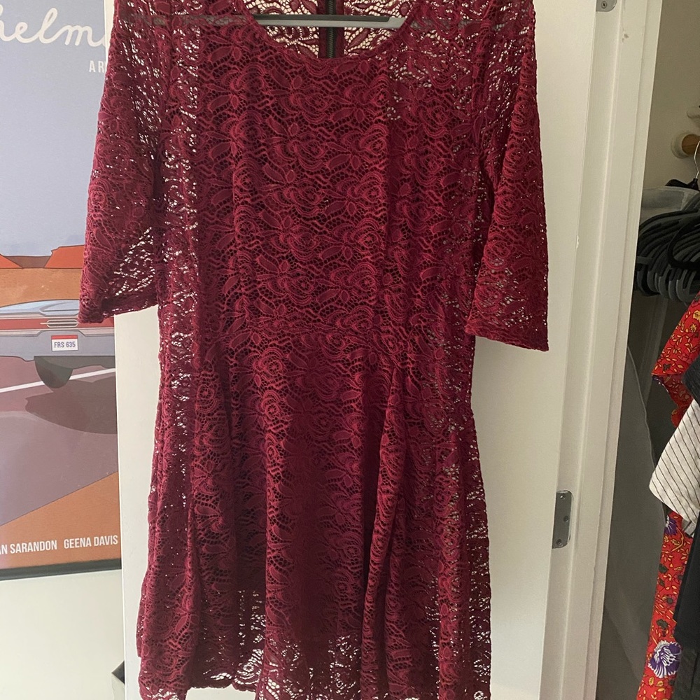 Fishbowl Burgundy Lace Floral Dress